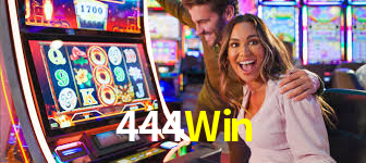 Descubra o Mundo do Cassino Online com 444Win